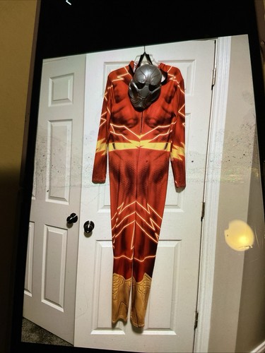 The flash tuta - the,